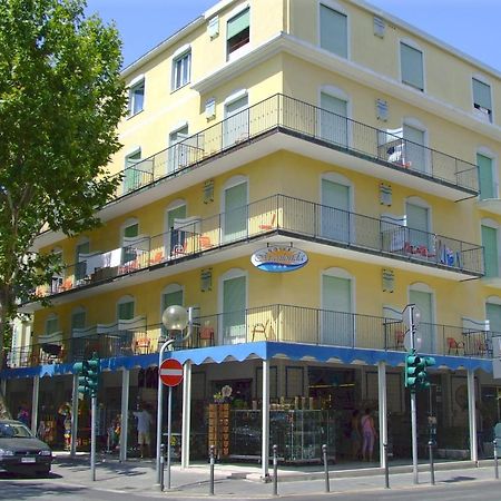 Hotel Marilonda Rimini Exteriör bild