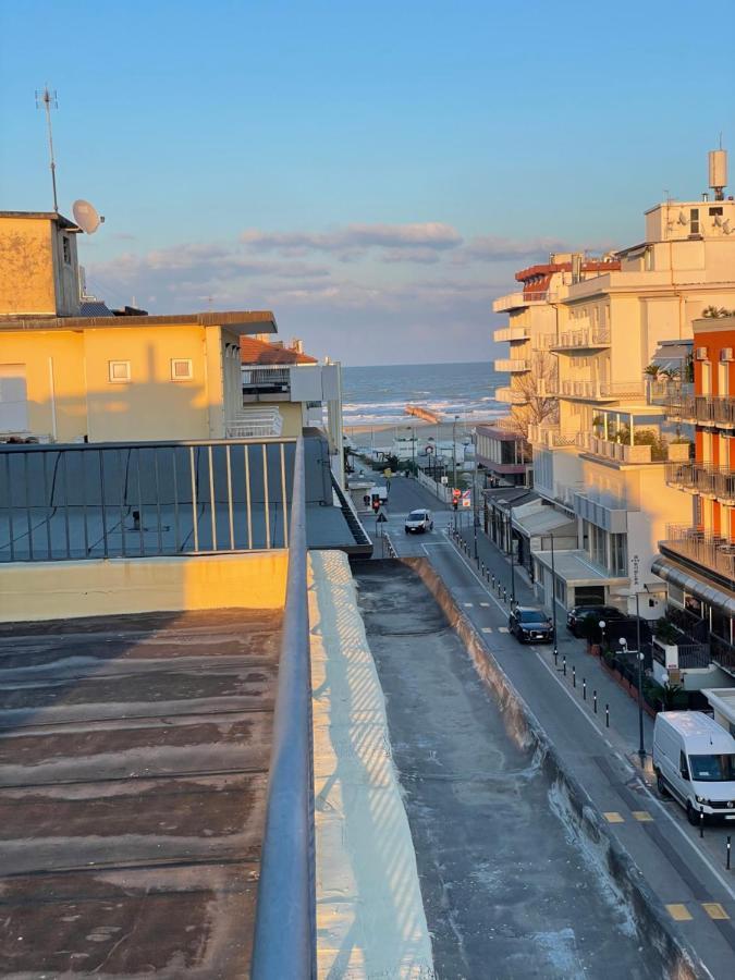 Hotel Marilonda Rimini Exteriör bild
