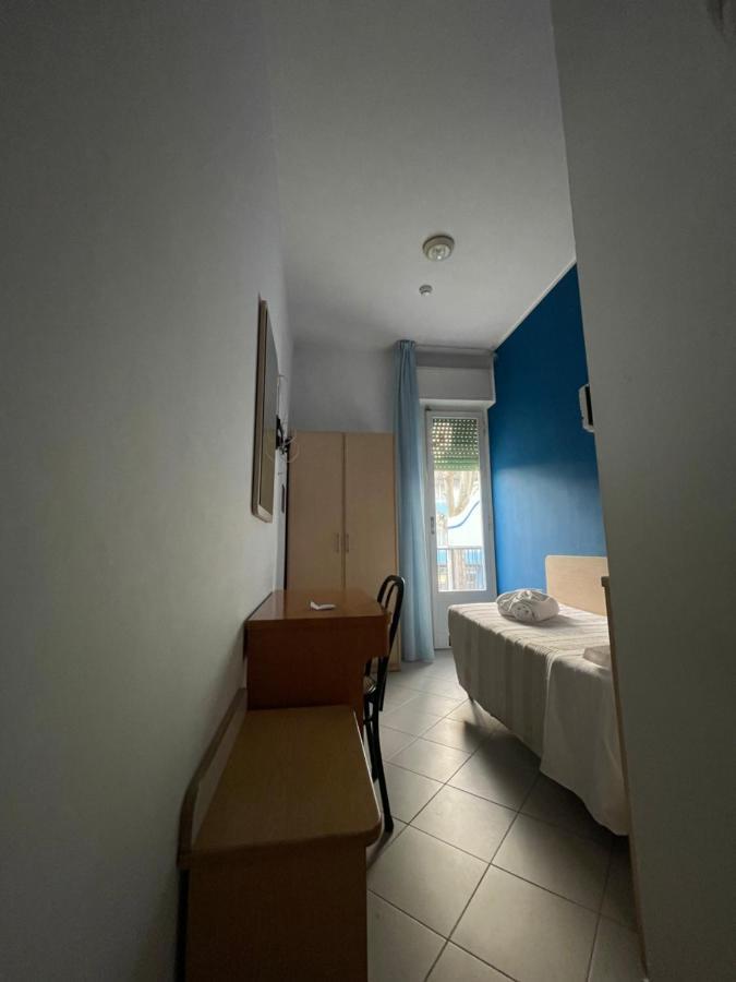 Hotel Marilonda Rimini Rum bild