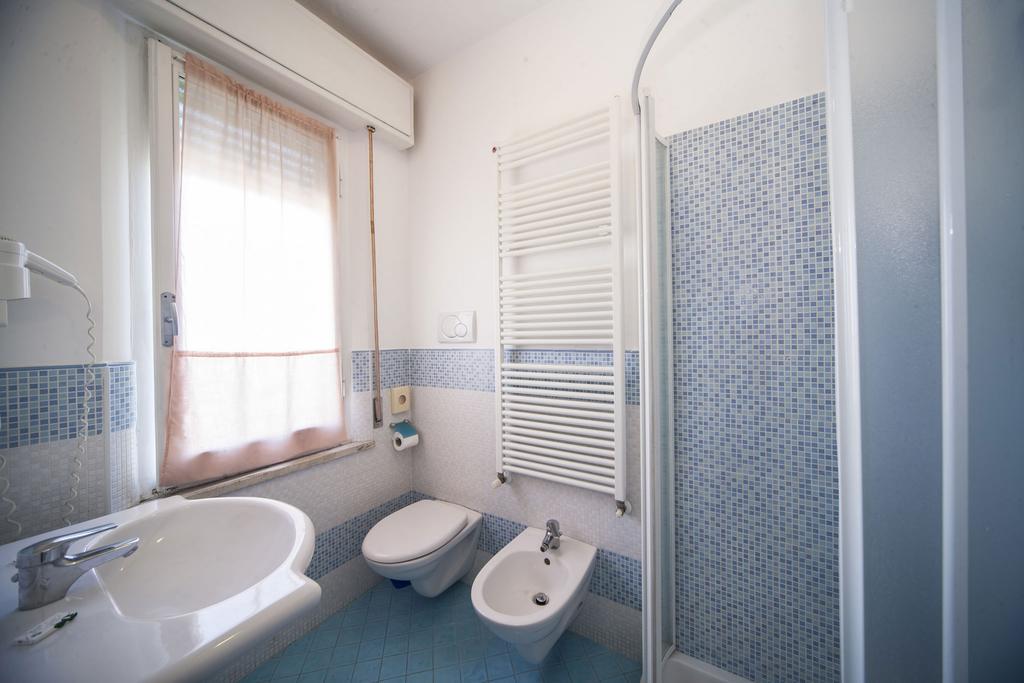 Hotel Marilonda Rimini Exteriör bild